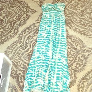 Heart shaped strapless maxi dress